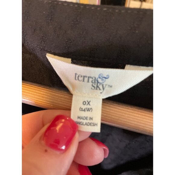 Terra & Sky NWT Black Short Sleeved Tiered Swing Dress Sz 14W - Picture 4 of 7